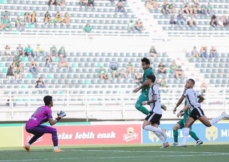 Hasil Liga 1: Drama...