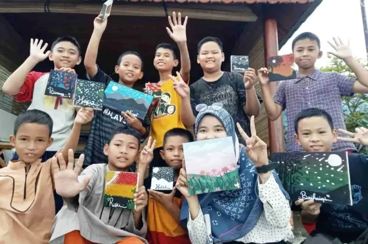 Hari Anak Nasional,...