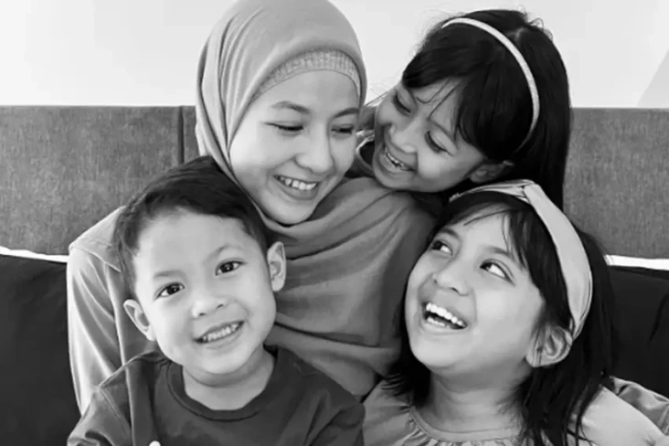 Natasha Rizky Terapkan...