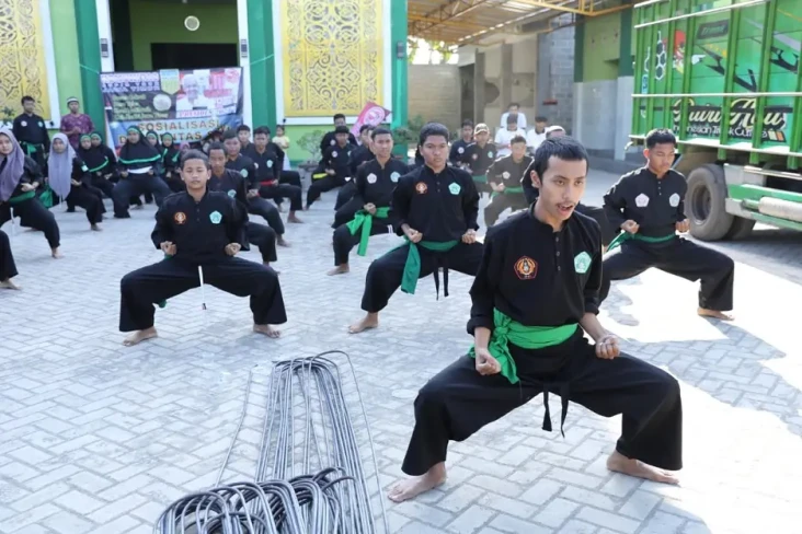 KST Ganjar Jatim Sosialisasi...