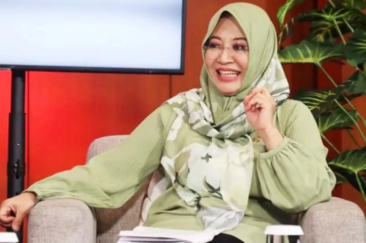 Intsiawati Ayus Bacaleg...