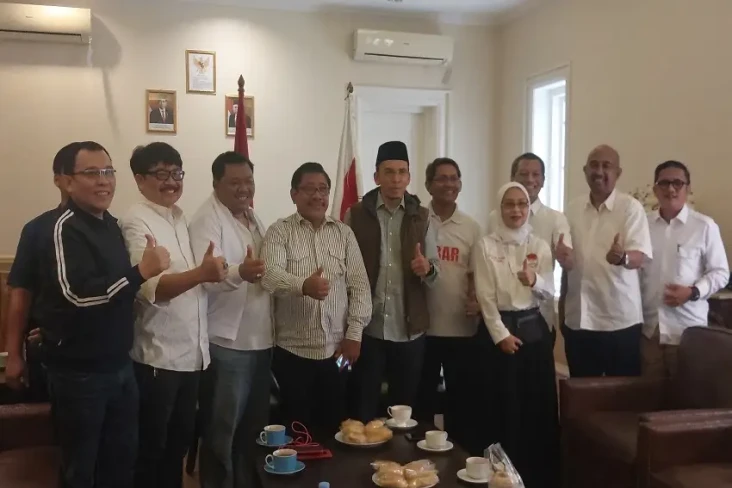 TGB dan Relawan Jokowi...