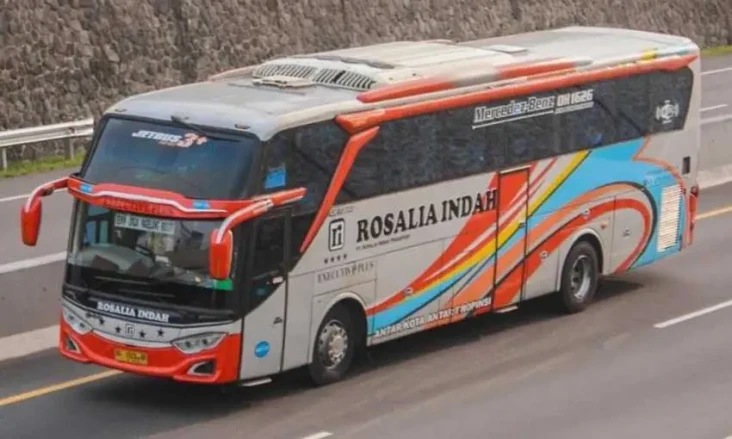 5 Fakta Rosalia Indah,...
