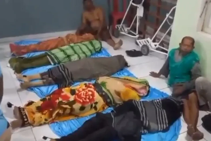 Kapal Pincara Tenggelam...