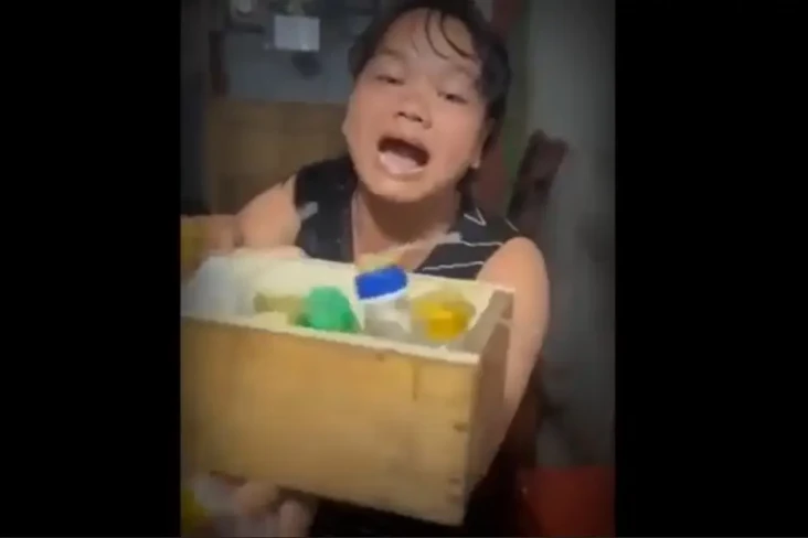 Viral! Emak-emak Emosi...