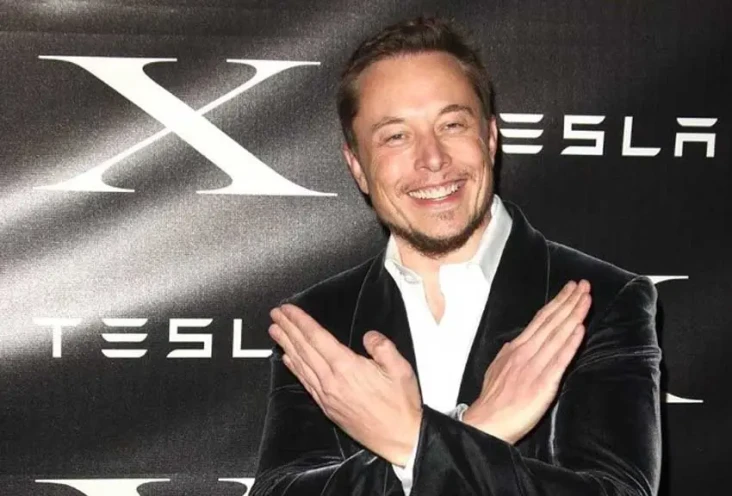 Terobsesi Huruf X, Elon...