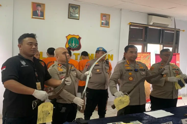 Polisi Ringkus 5 Pelaku...
