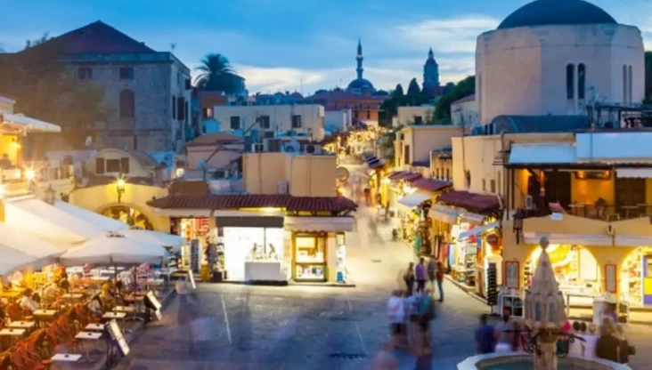 7 Keunikan Pulau Rhodes...