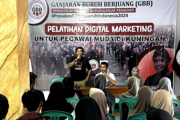 Relawan Ganjar Pelatihan...