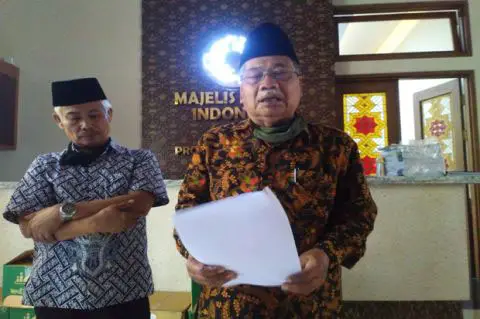 Panji Gumilang Gugat...