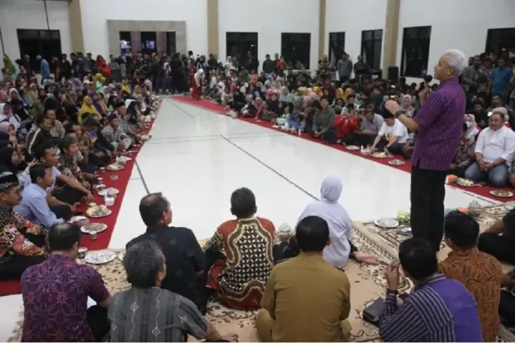 Ganjar Selesaikan Persoalan...