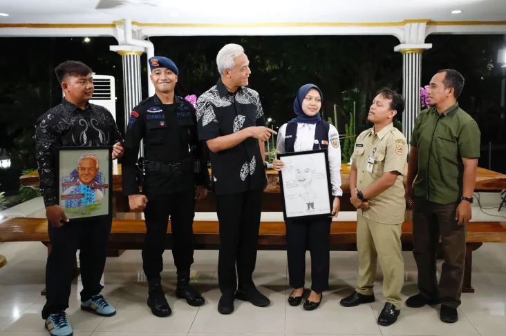 Salut! Lulusan Sekolah...