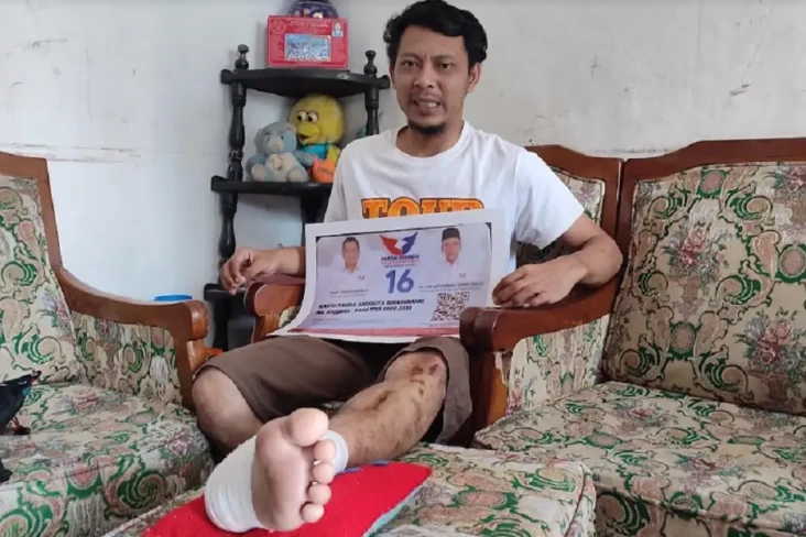 2 Hari Pegang KTA Partai...