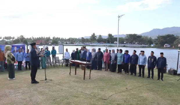 Bupati Hamim Lantik...