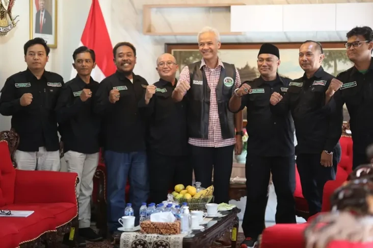 Bertemu Ganjar Pranowo,...
