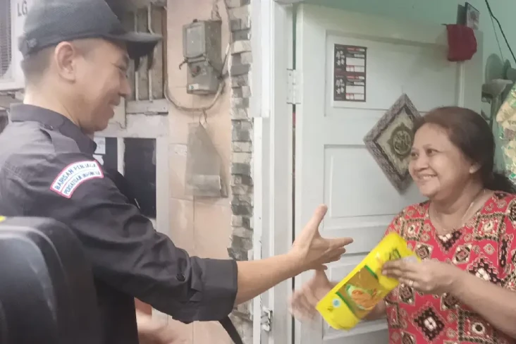 Aksi Baja Perindo Bagikan...