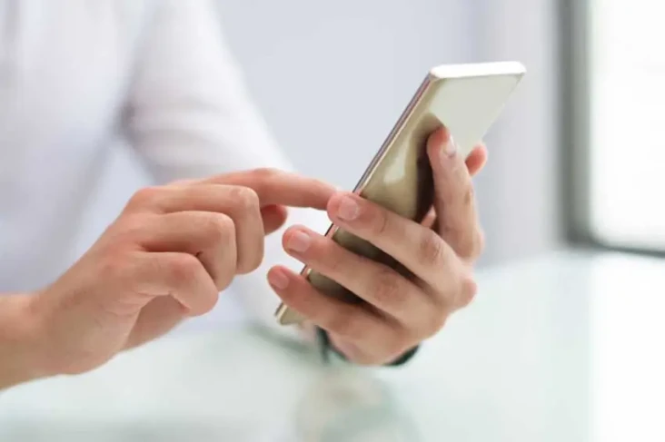 Heboh Kasus IMEI Palsu,...
