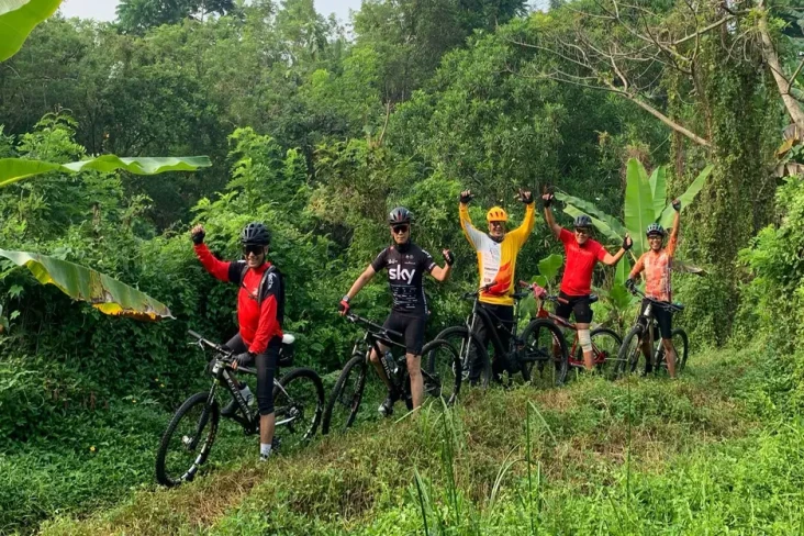 Gowes, Eks Menteri Perindustrian...