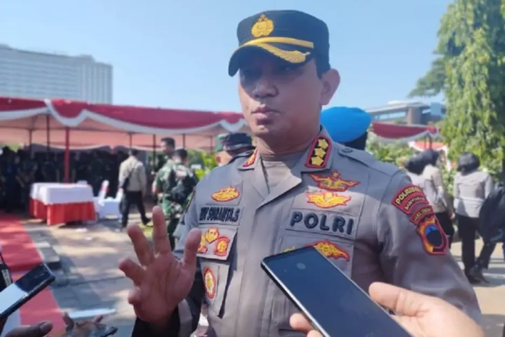 Buntut 8 Penambang Tertimbun...