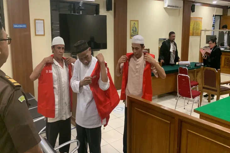 Sidang Pembunuhan Berantai...