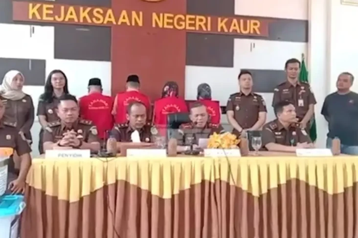 3 Tersangka Obstruction...