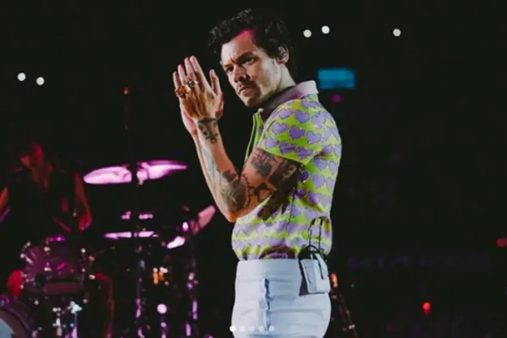 Harry Styles Sumbangkan...
