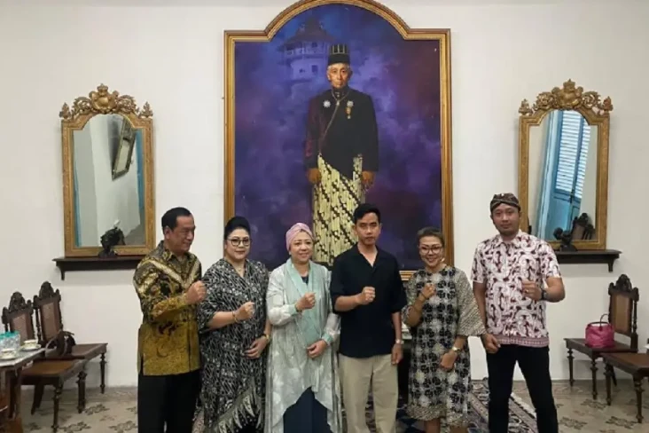 Lembaga Dewan Adat Setuju...