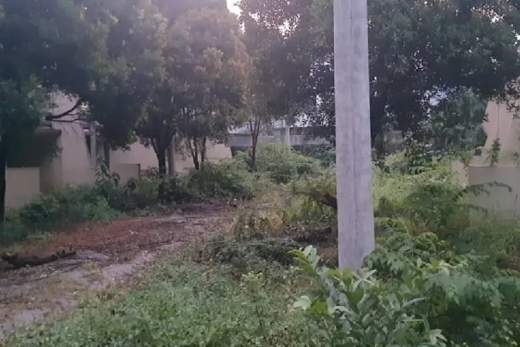 Horor! Penampakan Kompleks...
