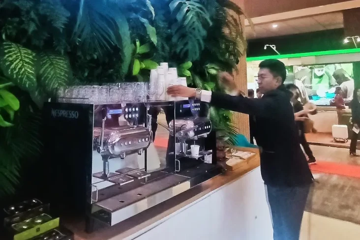 Mesin Kopi Canggih dari...