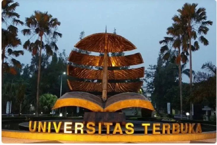 UT Berhasil Naik 8 Peringkat...