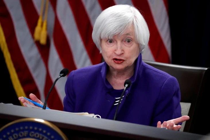 Yellen Murka Peringkat...