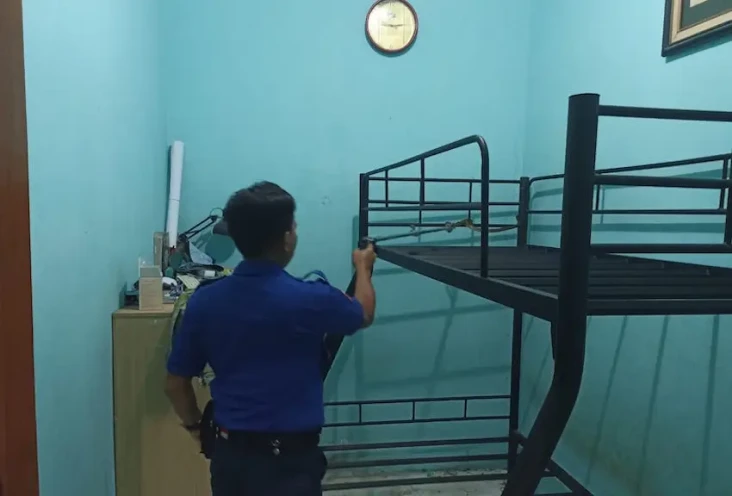 Damkar Kota Malang Evakuasi...