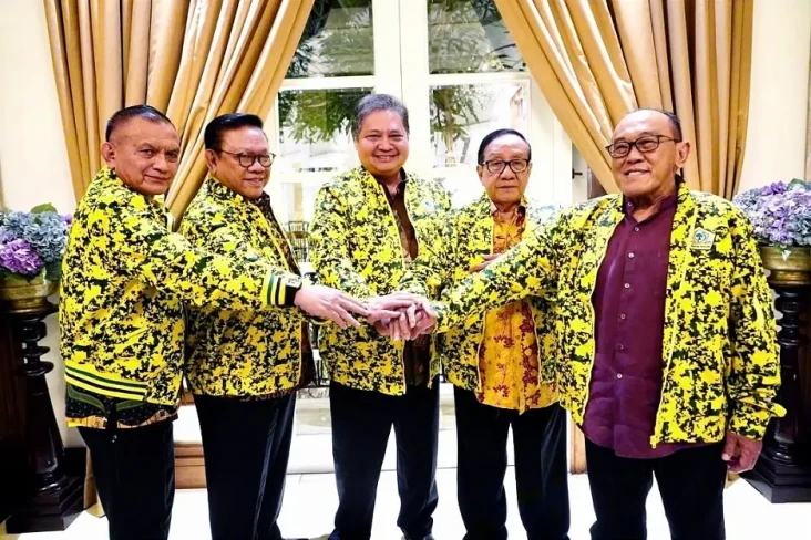 Airlangga Bertemu Aburizal...