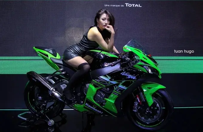 Keren! Kawasaki ZX-10R...