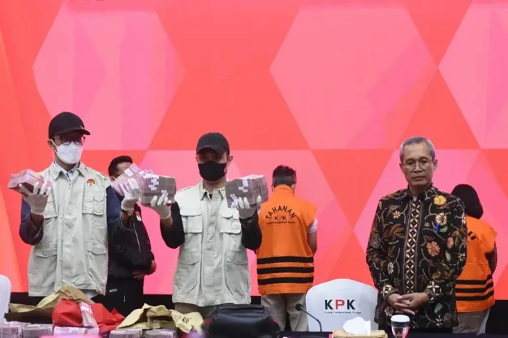 Rumah Para Penyuap Kabasarnas...
