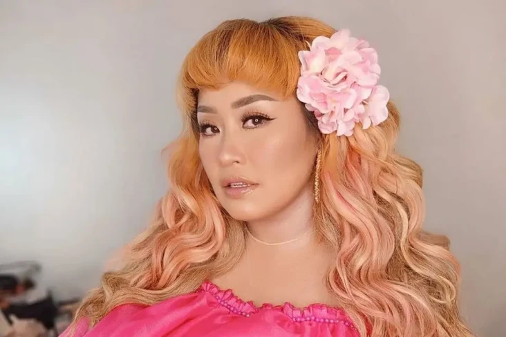 Pinkan Mambo Pernah...
