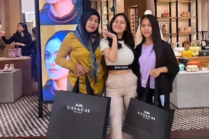 Rachel Vennya Belikan...