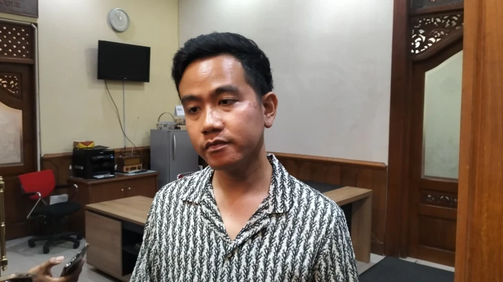 Cuti Sebagai Wali Kota...