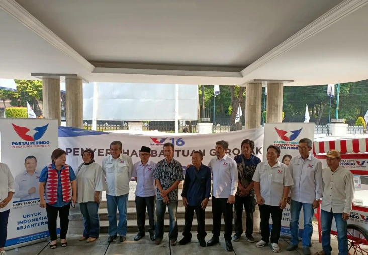 Omzet Pedagang Kaki...