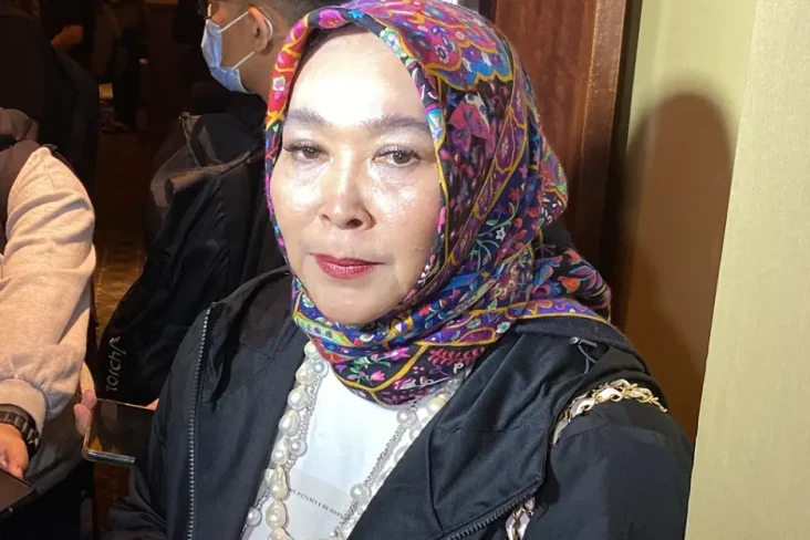 Jenny Rachman Jadi Artis...