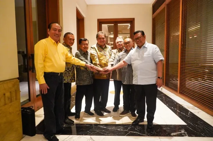 JK: Airlangga Hartarto...