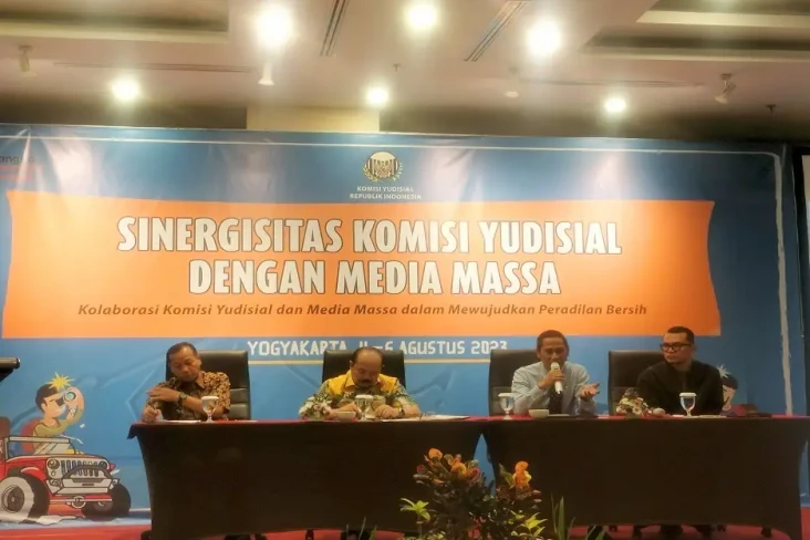 KY Gandeng Polri dan...