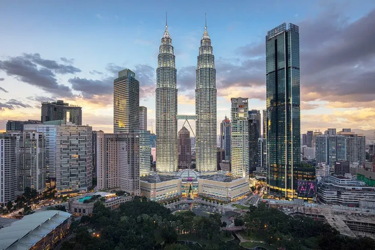 10 Negara dengan Ibu...