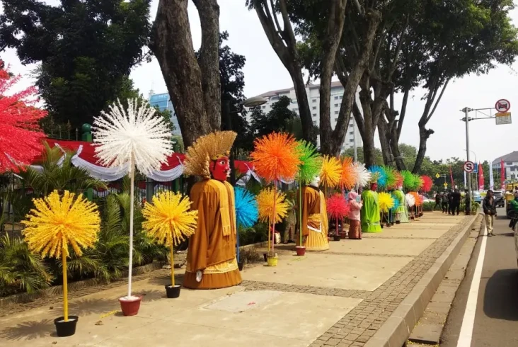 Ada Acara Istana Berkebaya,...