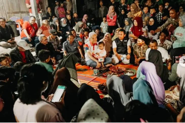 Ganjar Menginap di Rumah...