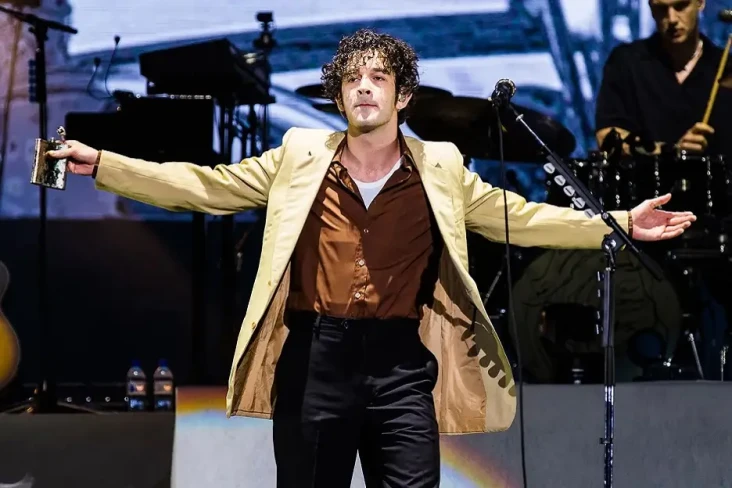 Matty Healy Vokalis...