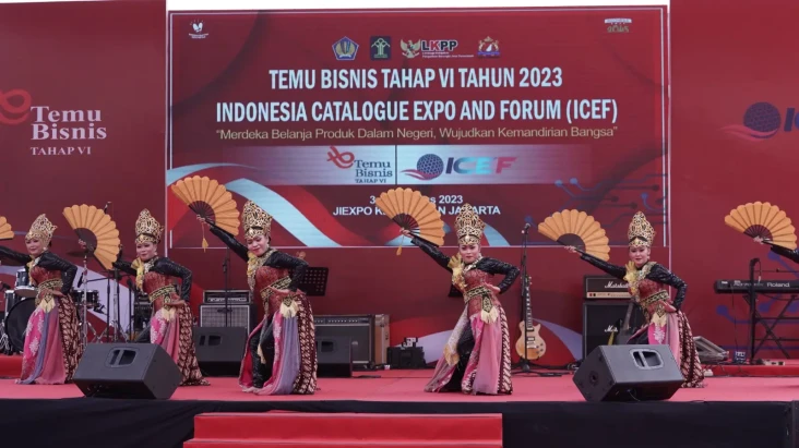 Warga Binaan Tampil...