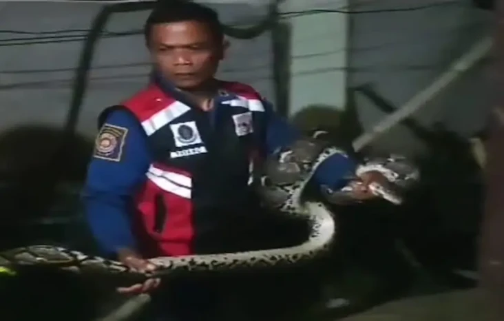 Warga Garut Digegerkan...