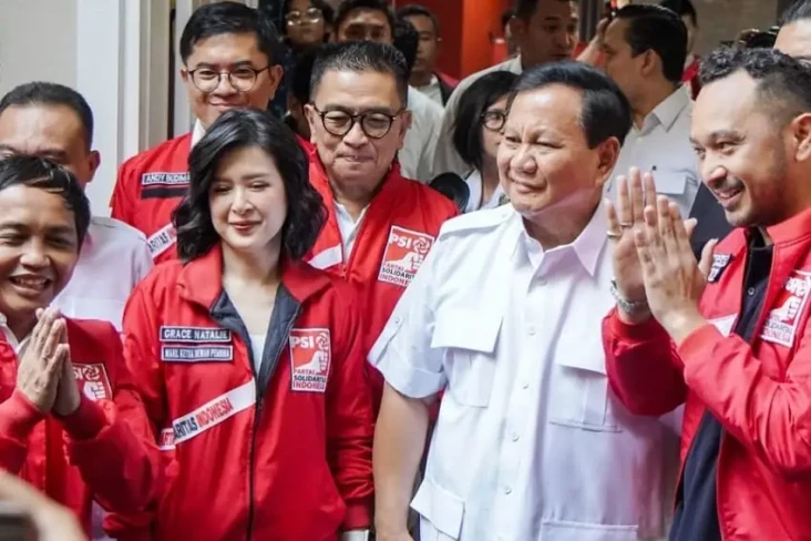 Prabowo Sambangi PSI,...