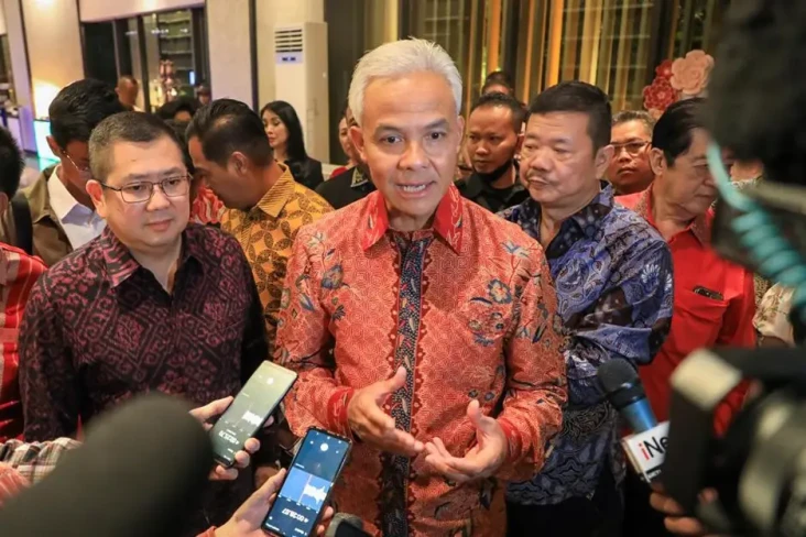 Ganjar Pranowo Ajak...